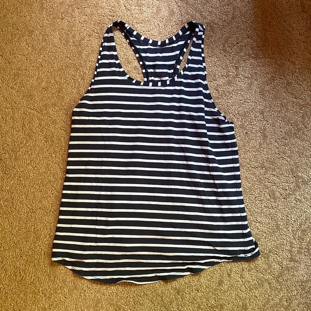 EUC lululemon LOVE tank
